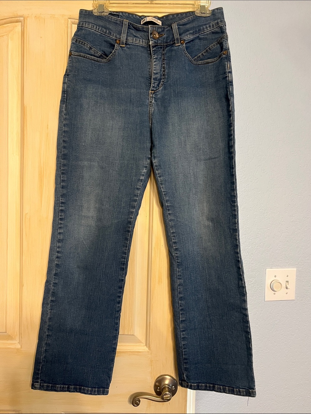 Lee Curvy Fit Jeans in Dark Blue Denim
